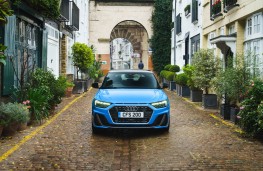 Audi A1 Sportback, full front static